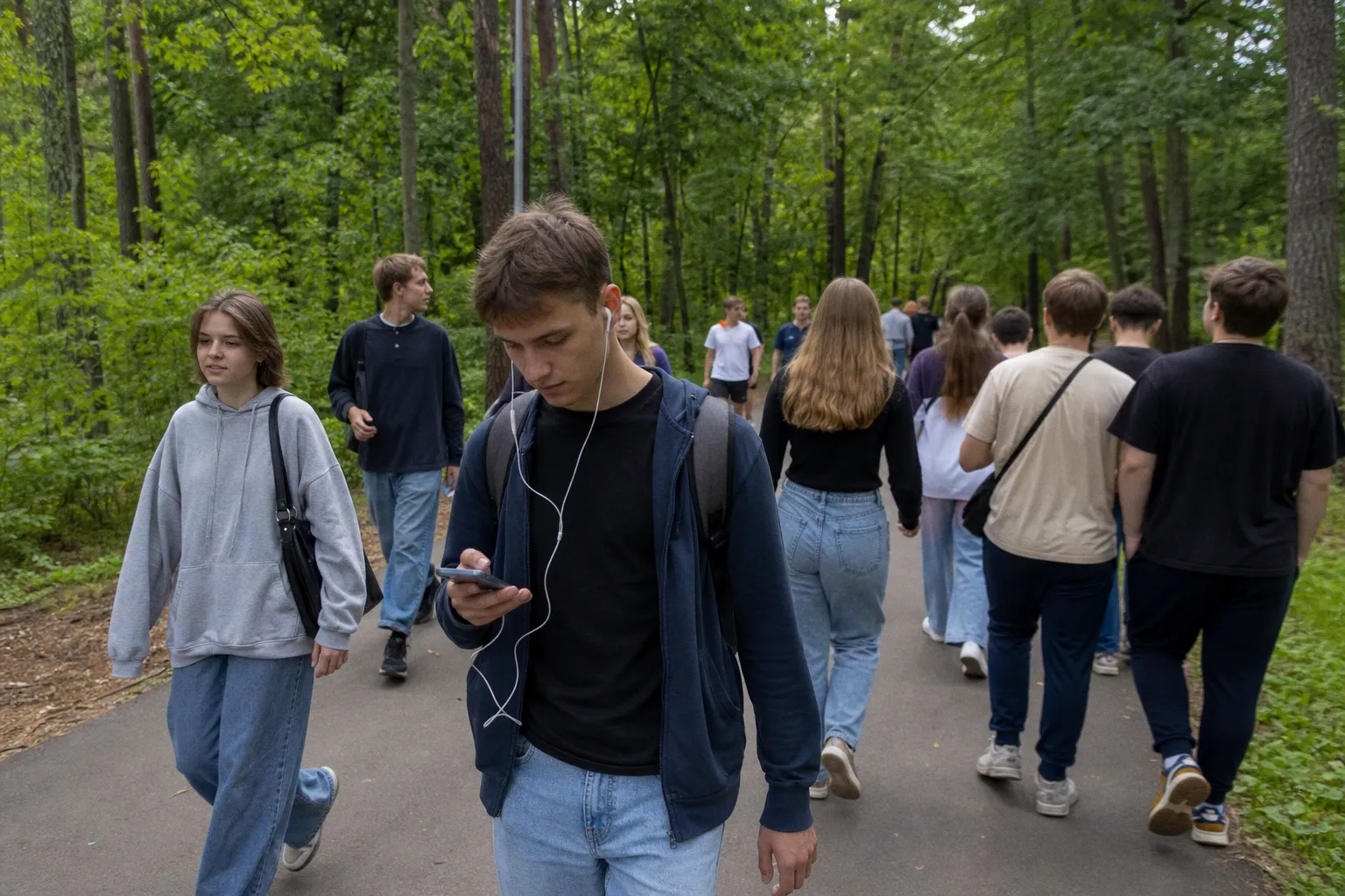 Бесплатная языковая программа в Праге для украинских подростков: детали обучения