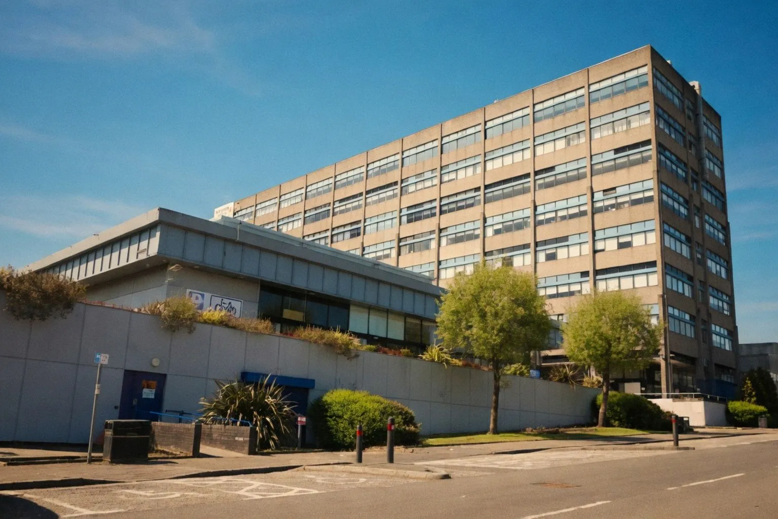 Бесплатное онлайн-обучение от West College Scotland: 20+ курсов для развития навыков