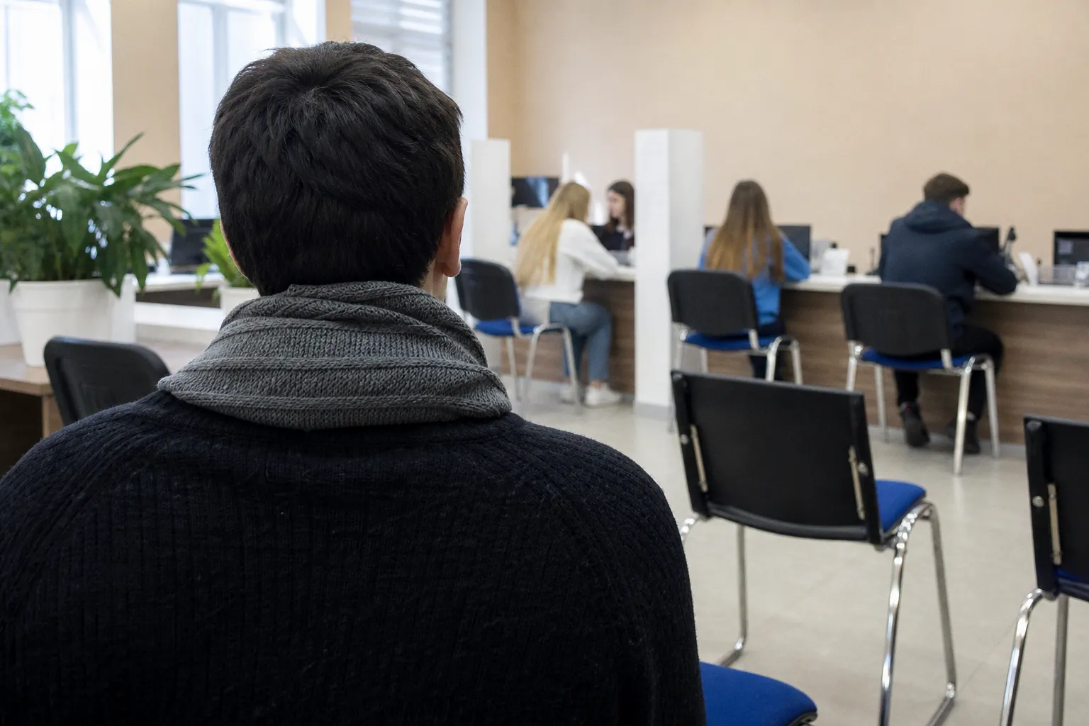 Иностранные абитуриенты смогут подавать документы в вузы РФ удаленно через Госуслуги