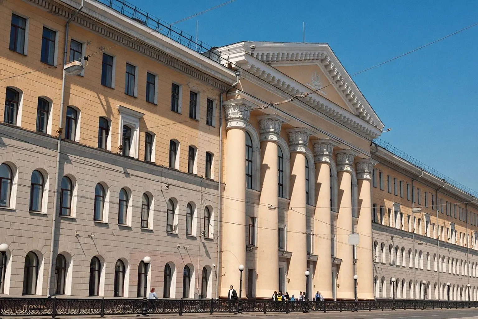 Курсы повышения квалификации для всех, кто работает с электричеством